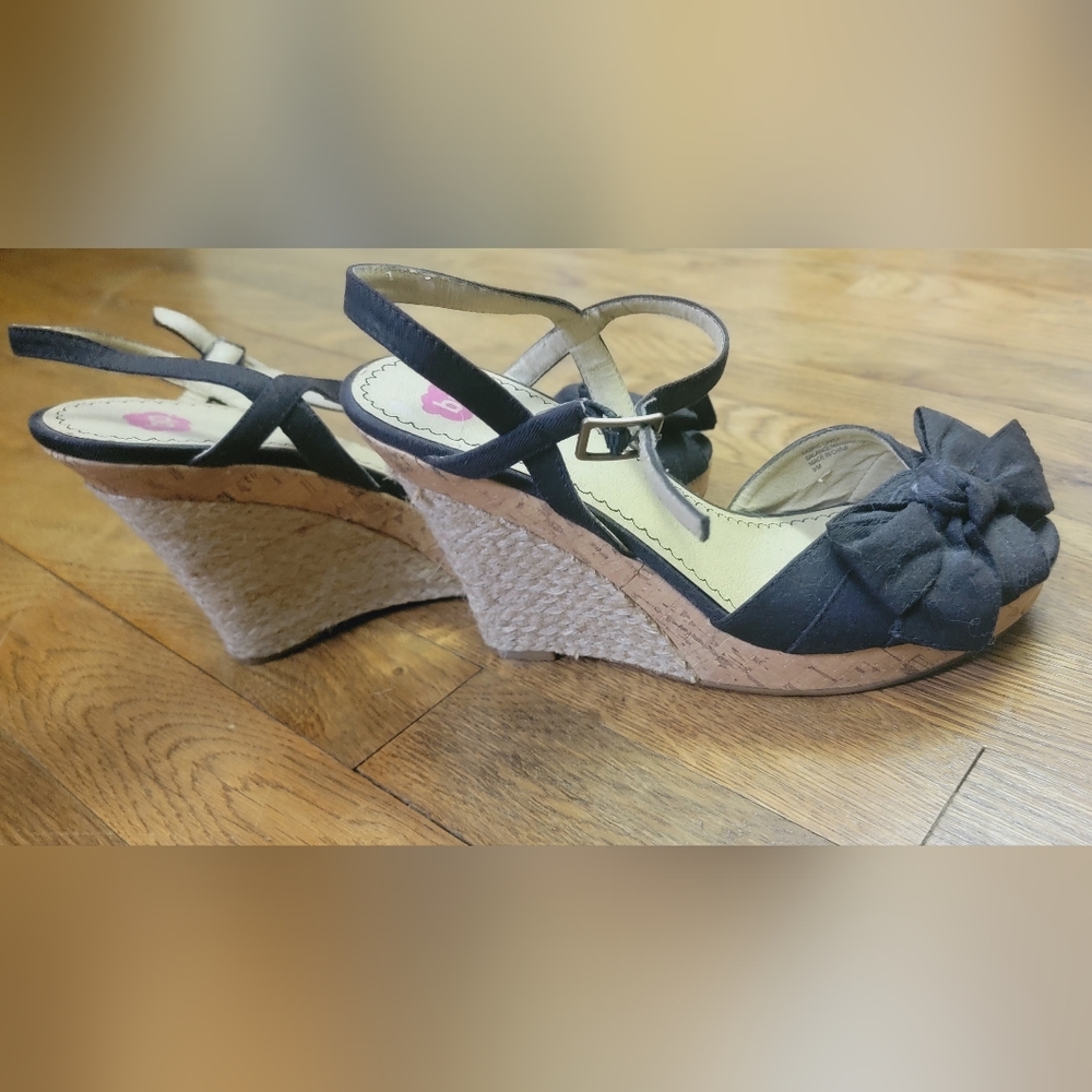 Wedges - Picture 2 of 2